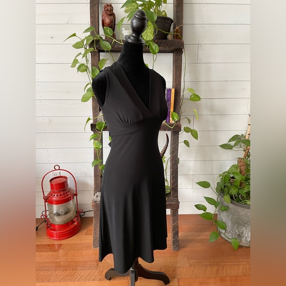 B Darlin: Black Dress - Picture 15 of 17